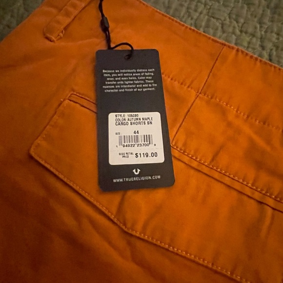 True Religion Cargo shorts - Picture 2 of 4